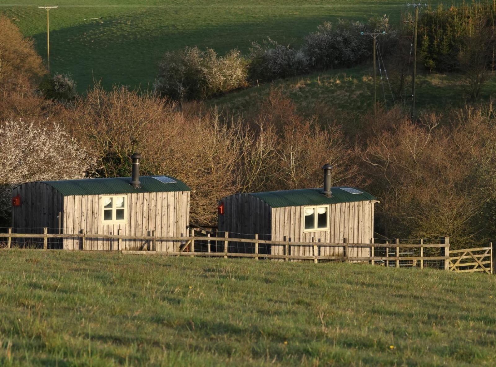 Meadowbeck - Shepherd Huts Fylingdales Екстер'єр фото