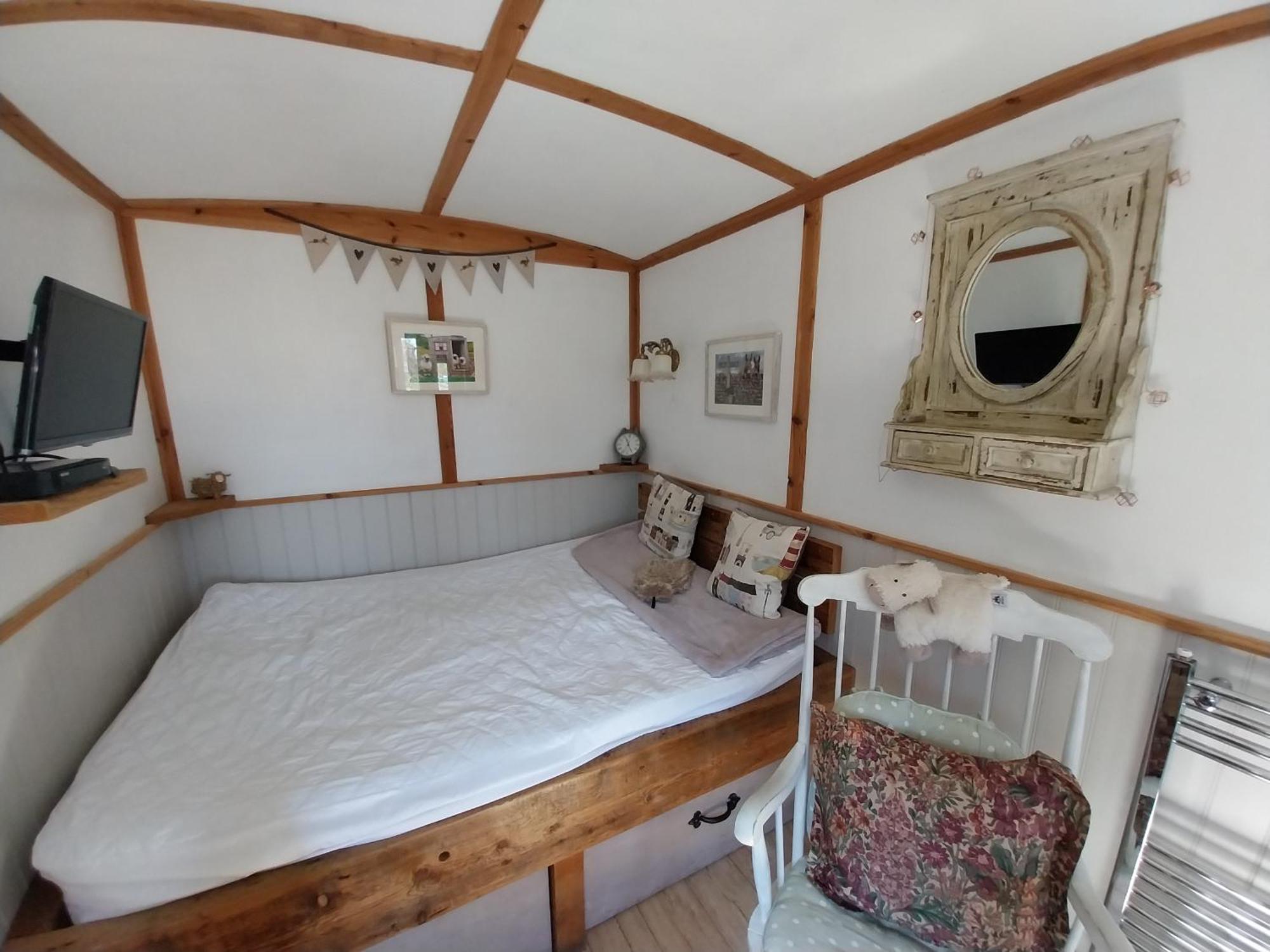 Meadowbeck - Shepherd Huts Fylingdales Екстер'єр фото