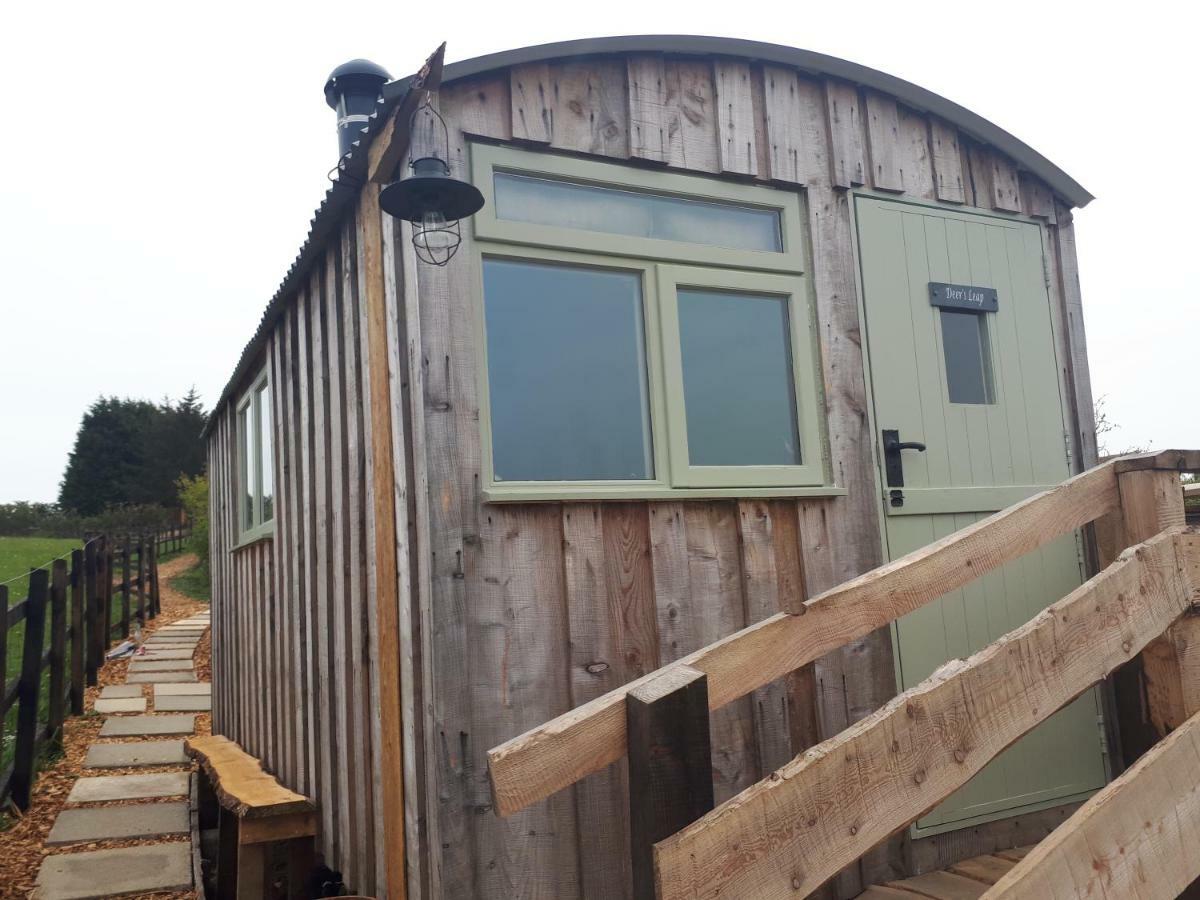Meadowbeck - Shepherd Huts Fylingdales Екстер'єр фото